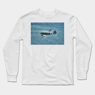 C-47 Dakota, ZA947 'Kwicherbichen' Long Sleeve T-Shirt